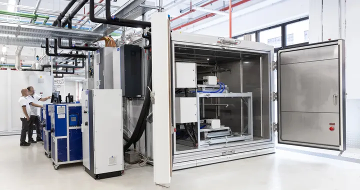 Stellantis inaugura il Battery Technology Center a Mirafiori. 40 milioni di investimenti