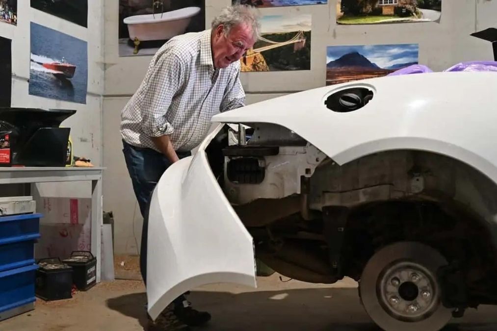 Anteprima: L’ultima follia di Jeremy Clarkson, un progetto Jaguar fai da te