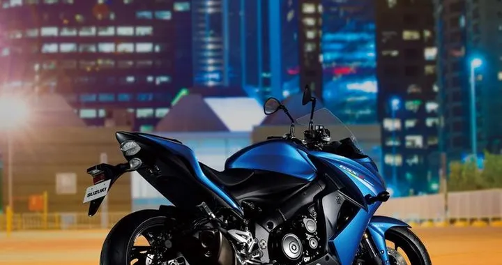 GSX-S1000F: scheda tecnica e foto