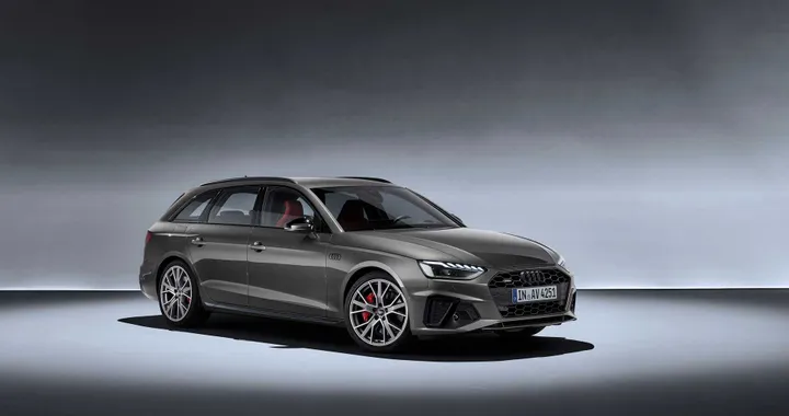 Audi A4 2019: il restyling con schermo touch, Car-to-X e mild hybrid | Prezzi