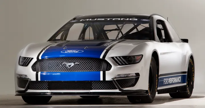 Ford Mustang, la muscle car è già pronta per la NASCAR 2019