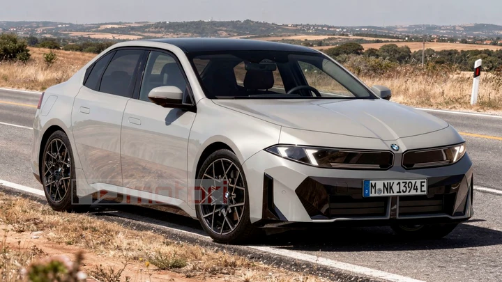 La nuova BMW i3 prende forma, un render anticipa il design della berlina elettrica