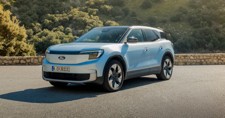 Ford aggiorna Explorer e Capri Standard Range: più potenza e autonomia