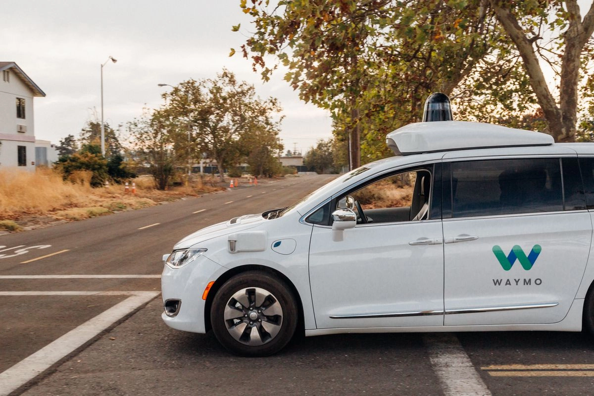 Robotaxi Waymo 1