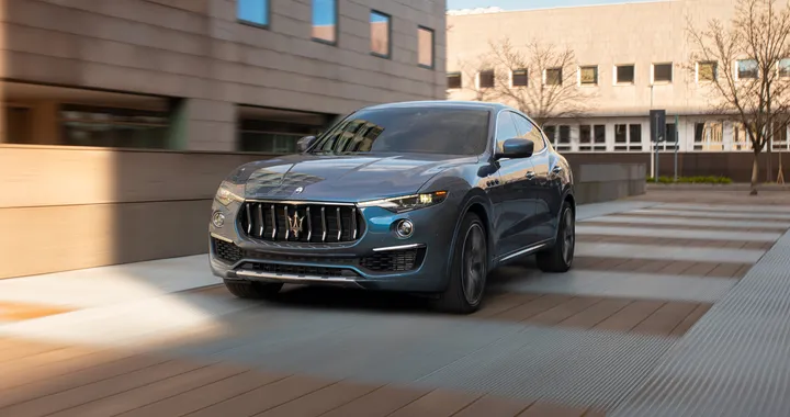 Maserati Levante Hybrid, il SUV diventa ibrido
