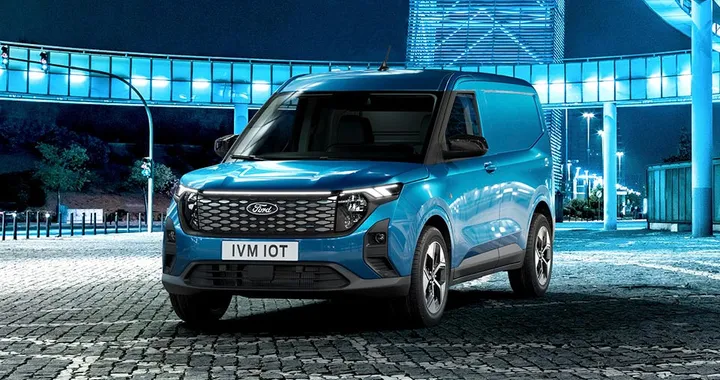 Ford Transit Courier si rinnova e diventa anche elettrico