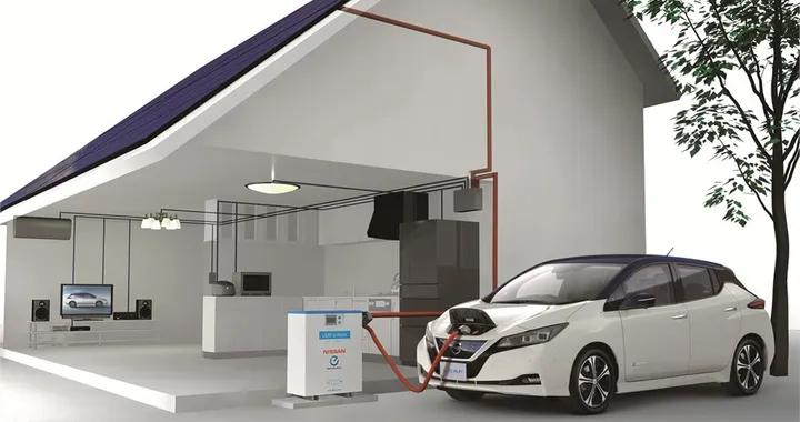 Nissan LEAF: in Giappone i pannelli solari sono gratis