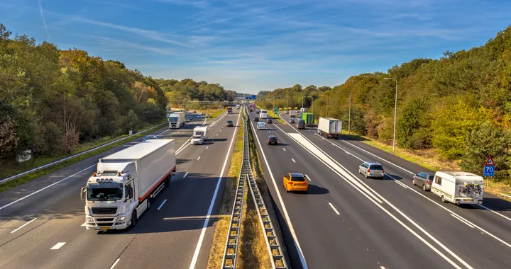 Auto troppo pesanti per le vecchie barriere stradali: bisogna aggiornare le normative