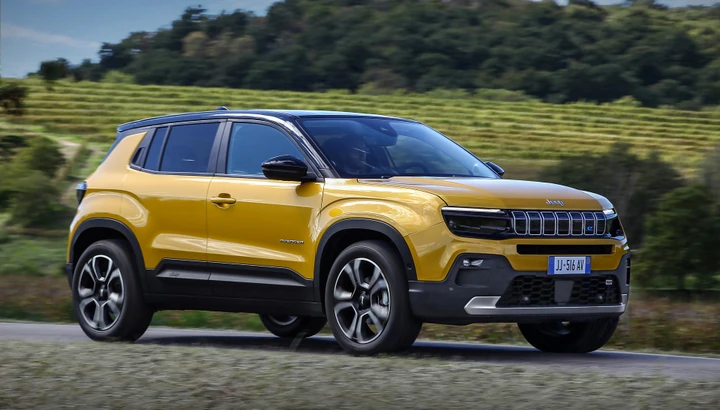 Offerta Jeep Avenger e-Hybrid: rate da 149 euro con finanziamento