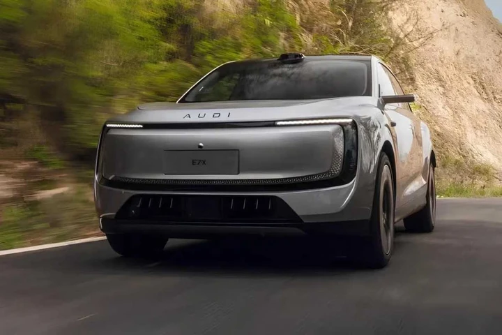 Il SUV elettrico AUDI E7X è più veloce di Porsche e Xiaomi
