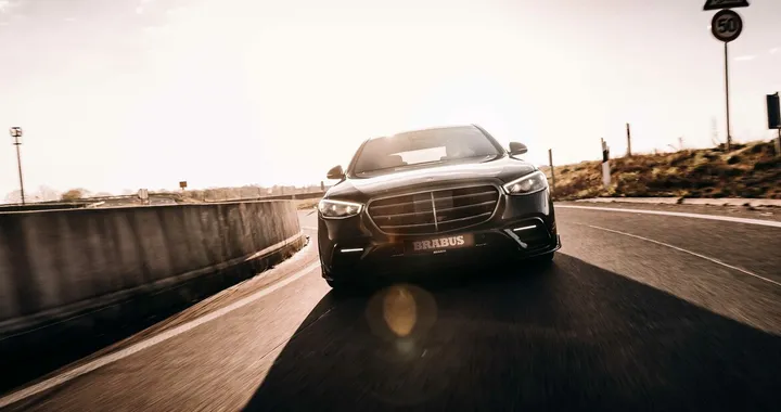 Mercedes Classe S, Brabus la rende più veloce e agressiva