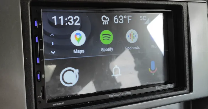 Android Auto bug: icone e taskbar enormi rendono la funzione inutilizzabile