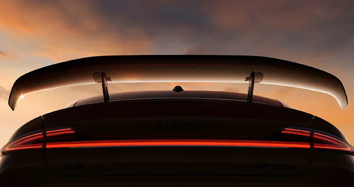 Xiaomi SU7 Ultra, tutto pronto per il debutto. Teaser della dream car di Lei Jun