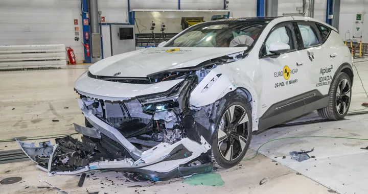 Euro NCAP, Polestar 3 stabilisce nuovi standard per la protezione dei bambini