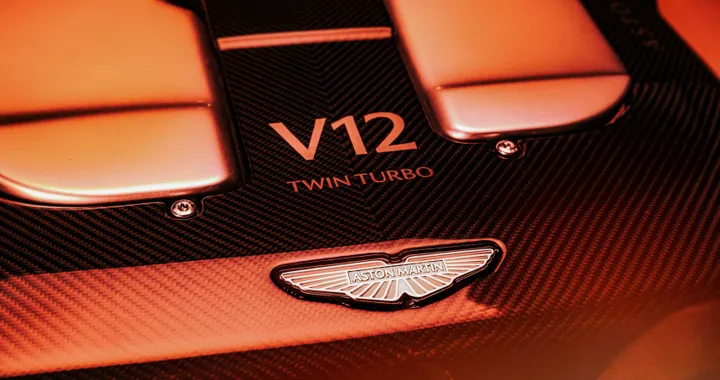 Aston Martin: in arrivo un nuovo motore V12