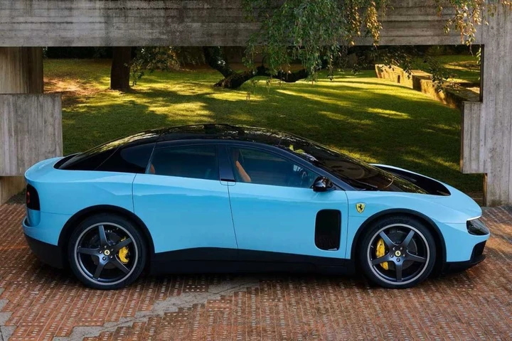 Ferrari Luce, i segreti della batteria della prima elettrica del Cavallino