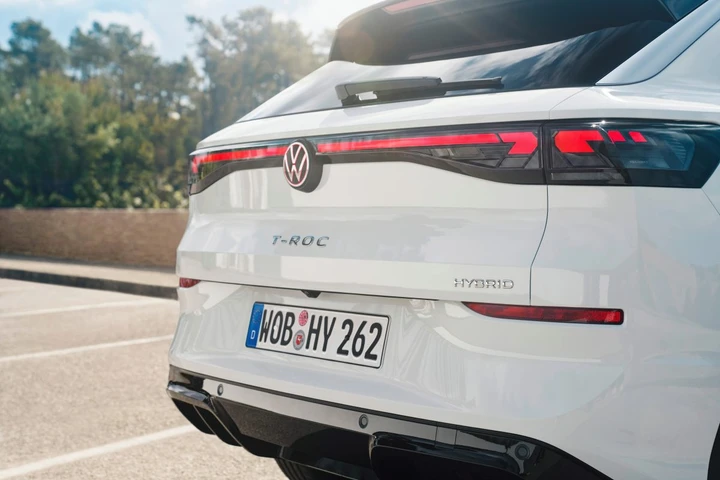 Volkswagen T-Roc Full Hybrid, Porte Aperte il 24 e 25 ottobre: in offerta da 30.500 euro
