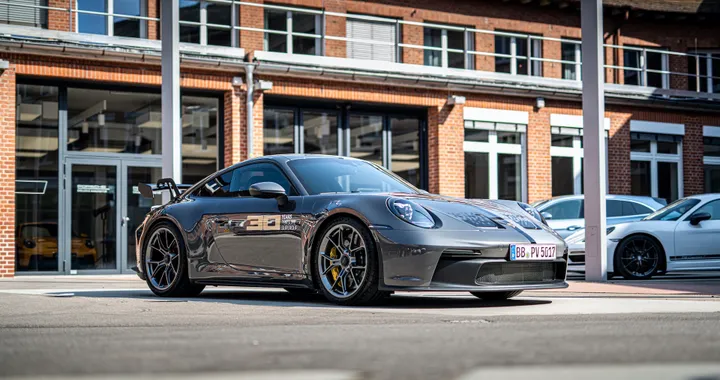 Porsche 911 GT3, un esemplare unico per i 30 anni della Supercup