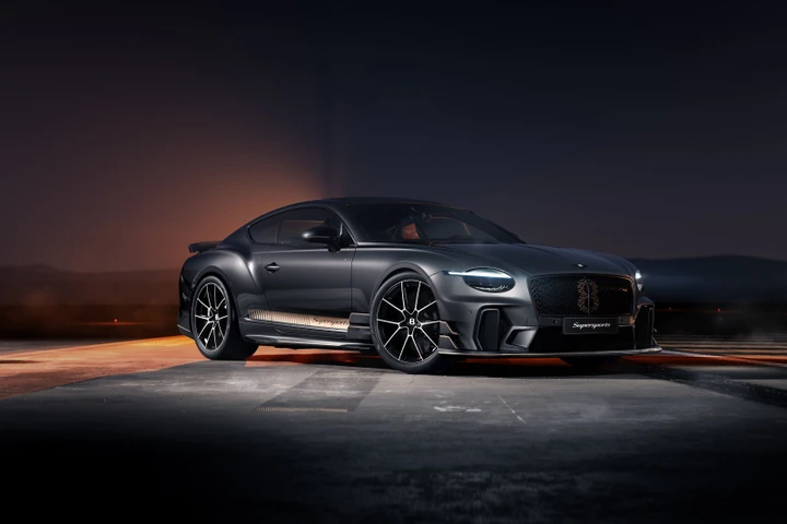 Nuova Bentley Continental GT Supersports, un gioiello con V8 da 666 CV e trazione posteriore