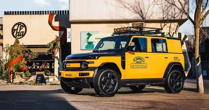 Chery presenta l'iCar V23: un SUV elettrico compatto e versatile