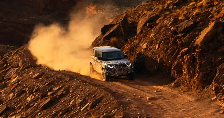 Land Rover Defender Octa, V8 biturbo e debutto nel 2024
