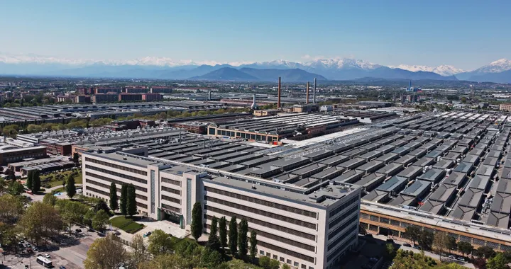 Stellantis, a Mirafiori investimenti su trasmissioni e hub per l'economia circolare