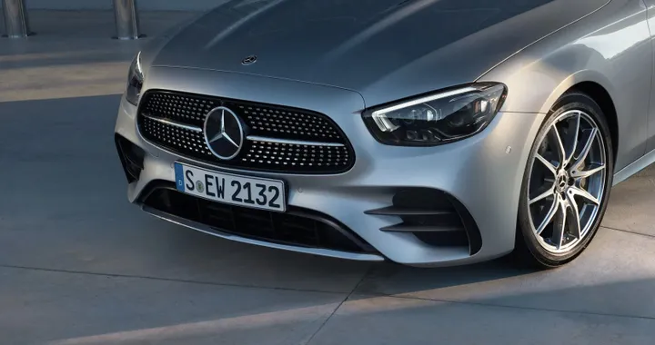 Mercedes Classe E, il debutto della nuova generazione si avvicina. Nuove foto spia