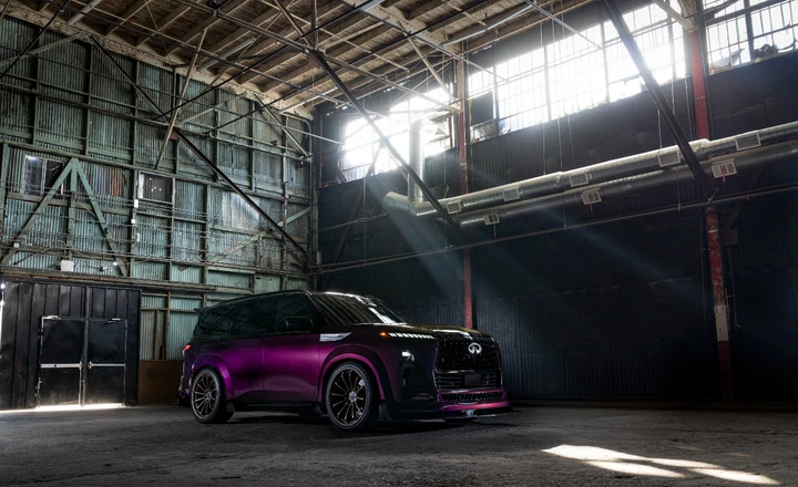 Infiniti QX80 R-Spec: il SUV con il cuore della Nissan GT-R