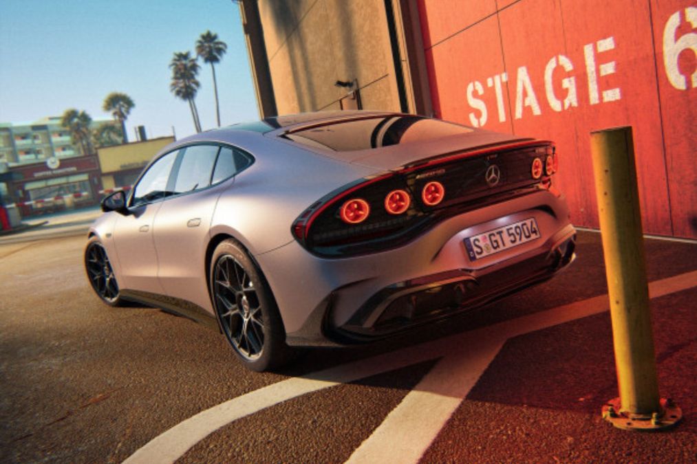 Mercedes-AMG GT Coupé 4, supercar elettrica con autonomia di 809 km e prestazioni eccezionali