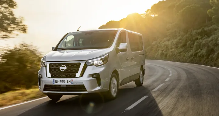 Nissan NV300 BUS: tutte le novità di design, motore e tecnologia
