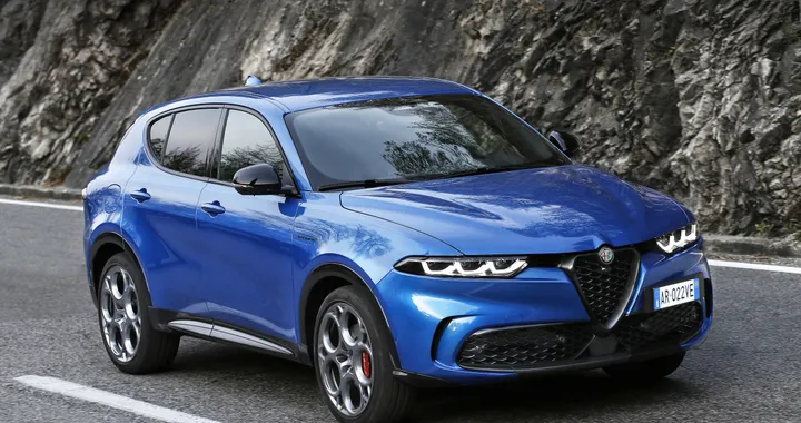 Alfa Romeo Tonale, debutto del model year 2025 al Salone di Parigi