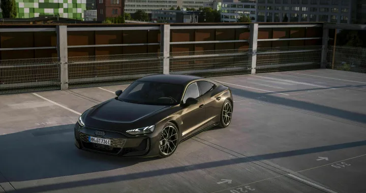 Audi presenta l’esclusiva e-tron GT exclusive Edition: solo 299 esemplari
