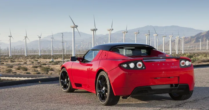 Tesla Roadster: il giro del mondo in 80 giorni con un'auto elettrica