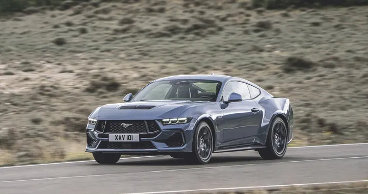 Ford Mustang, nel 2024 l'elettrica Mach-E vende più della muscle car