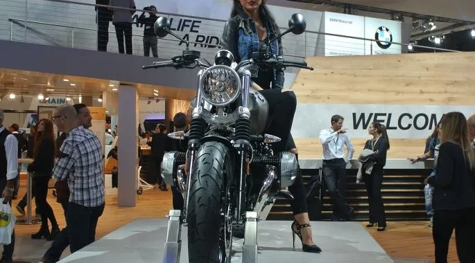 BMW R NineT Scrambler e R NineT a EICMA 2015