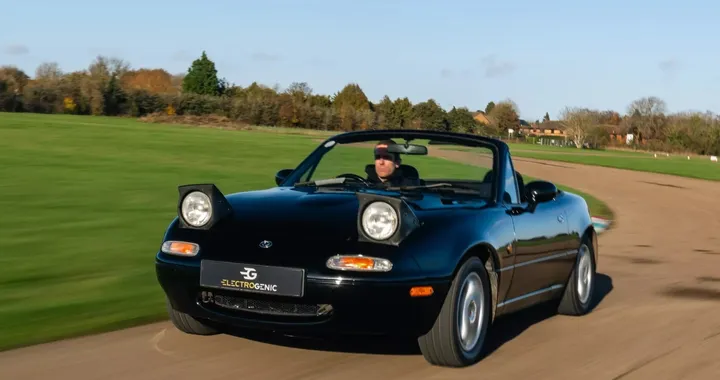 Mazda MX-5, un'anima elettrica grazie ad Electrogenic