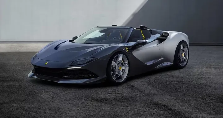 Ferrari SP-8, ecco la nuova one-off basata sulla F8 Spider