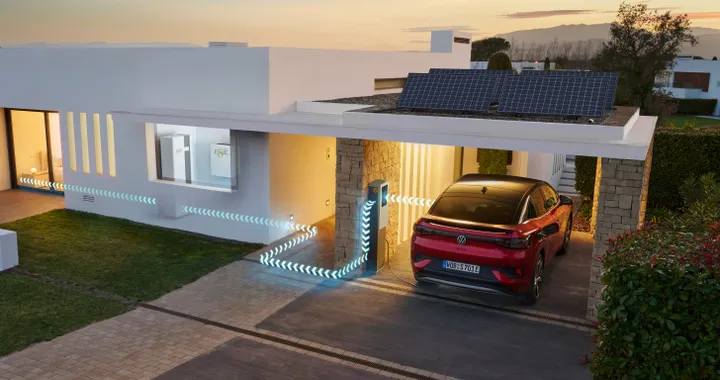 Ricarica bidirezionale, pubblicato lo studio che chiarisce l’impatto reale del V2G sulle batterie
