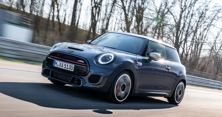 Mini John Cooper Works: arriva il GP Pack