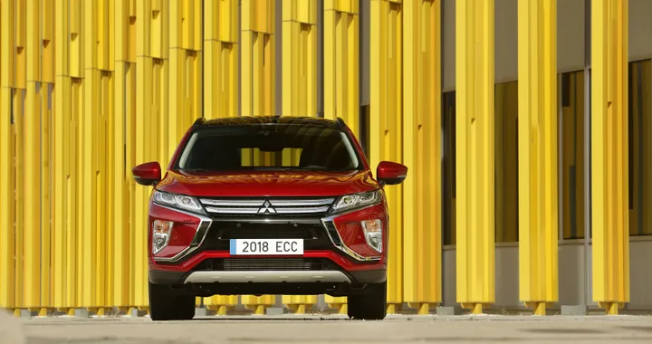 Mitsubishi Eclipse Cross: due anni di benzina al costo del diesel