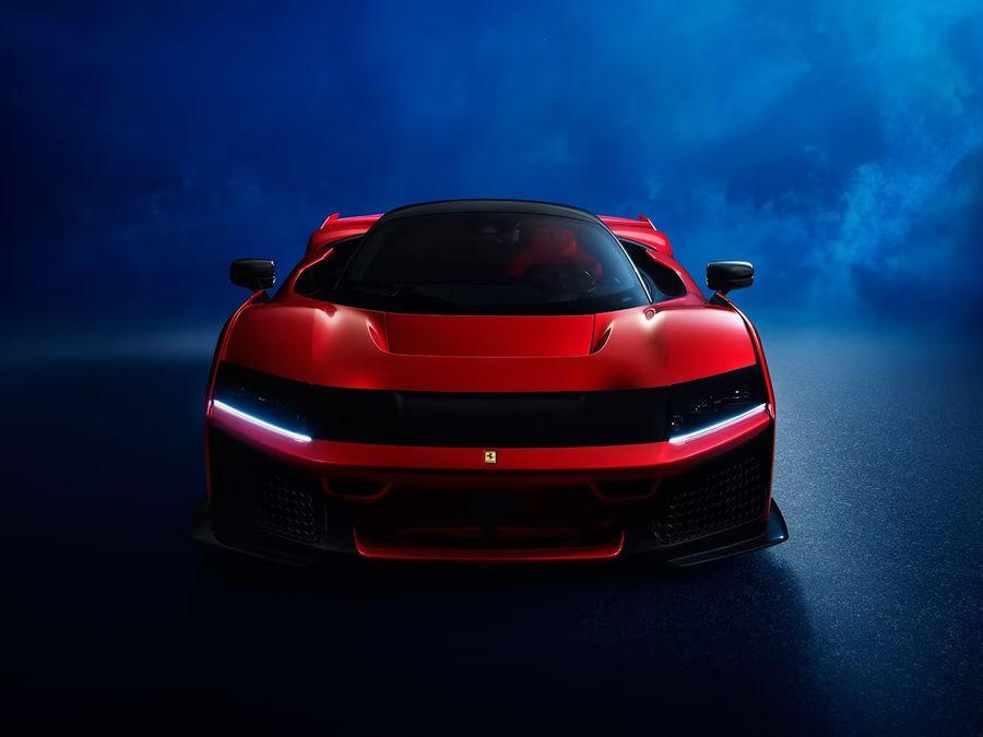 Anteprima: Piero Ferrari avvistato al volante della nuovissima F80