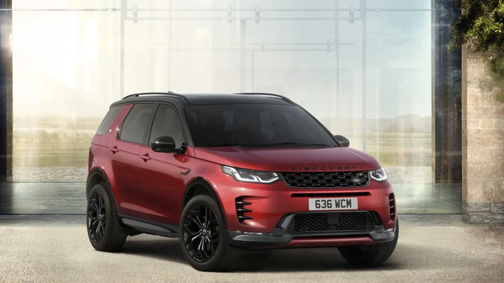 Land Rover Discovery Sport: arrivano i nuovi allestimenti Metropolitan e Landmark
