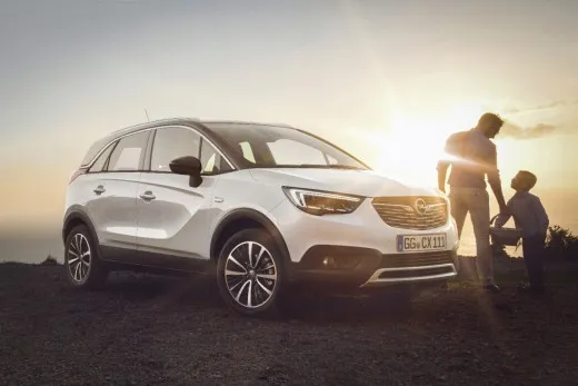 Opel Crossland X, ora la Meriva si "crossoverizza"