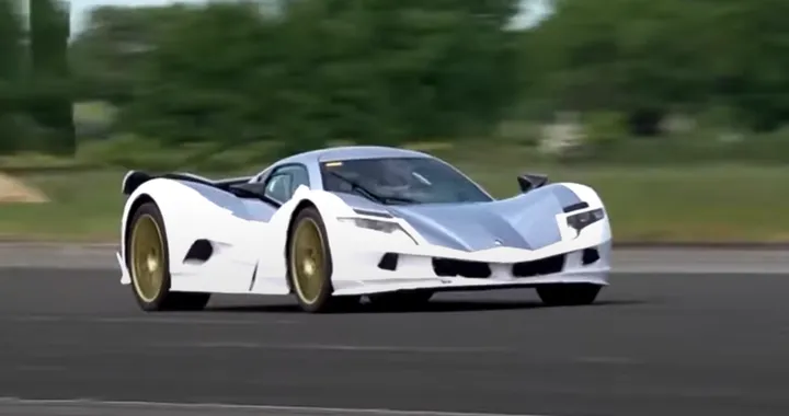 Aspark Owl raggiunge 318km/h di media in 400 metri: i record dell'hypercar elettrica