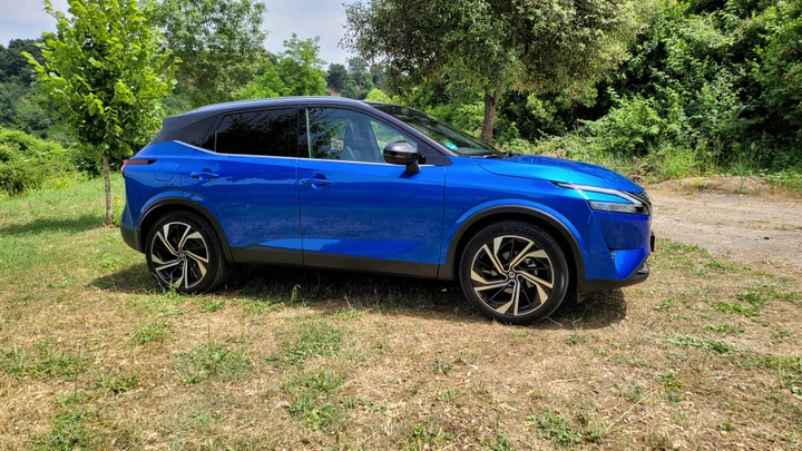 Nissan Qashqai 2021: recensione e prova su strada del micro ibrido a 12V | Video