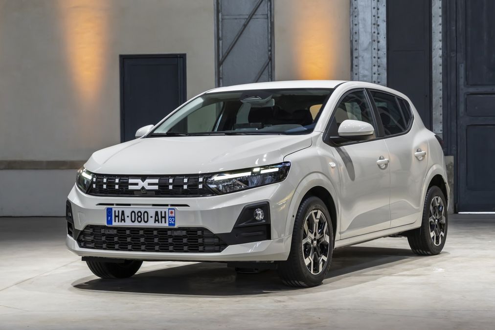 Dacia Sandero regina d&rsquo;Europa nel 2025: è ancora l&rsquo;auto più venduta