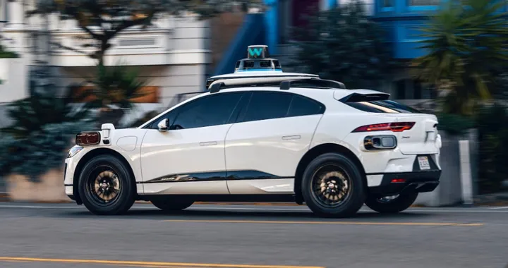 Waymo Driver può distinguere i pedoni a più di 500 metri di distanza