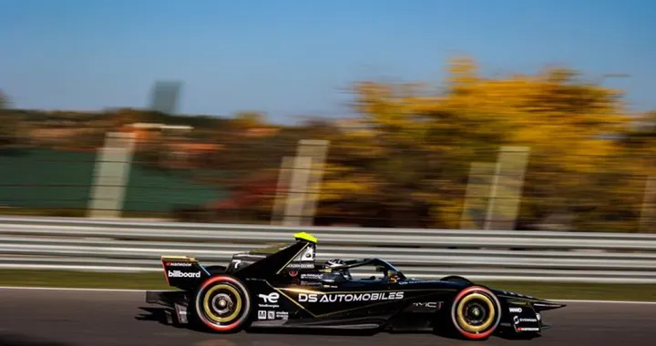 DS punta sull'intelligenza artificiale per le monoposto di Formula E