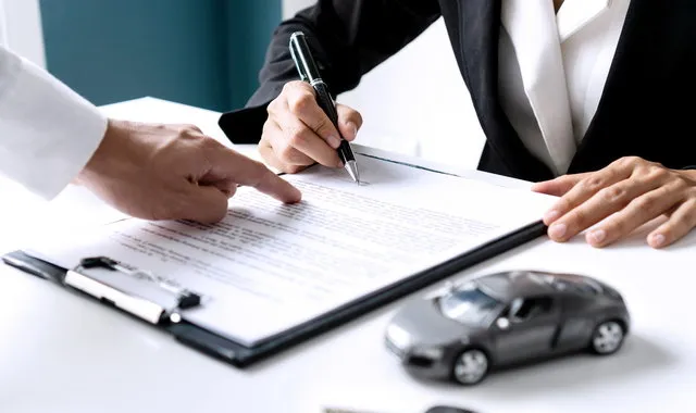 Mercato auto Italia, tonfo delle immatricolazioni a giugno 2025: -17,4%