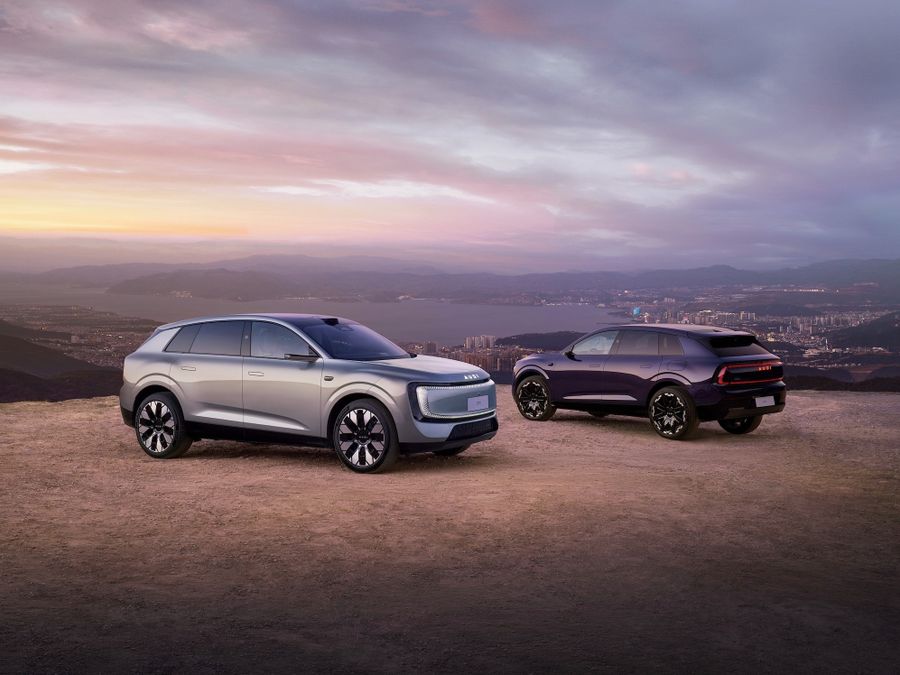 AUDI E7X, il SUV elettrico per la Cina debutta a Pechino con 750 km di autonomia